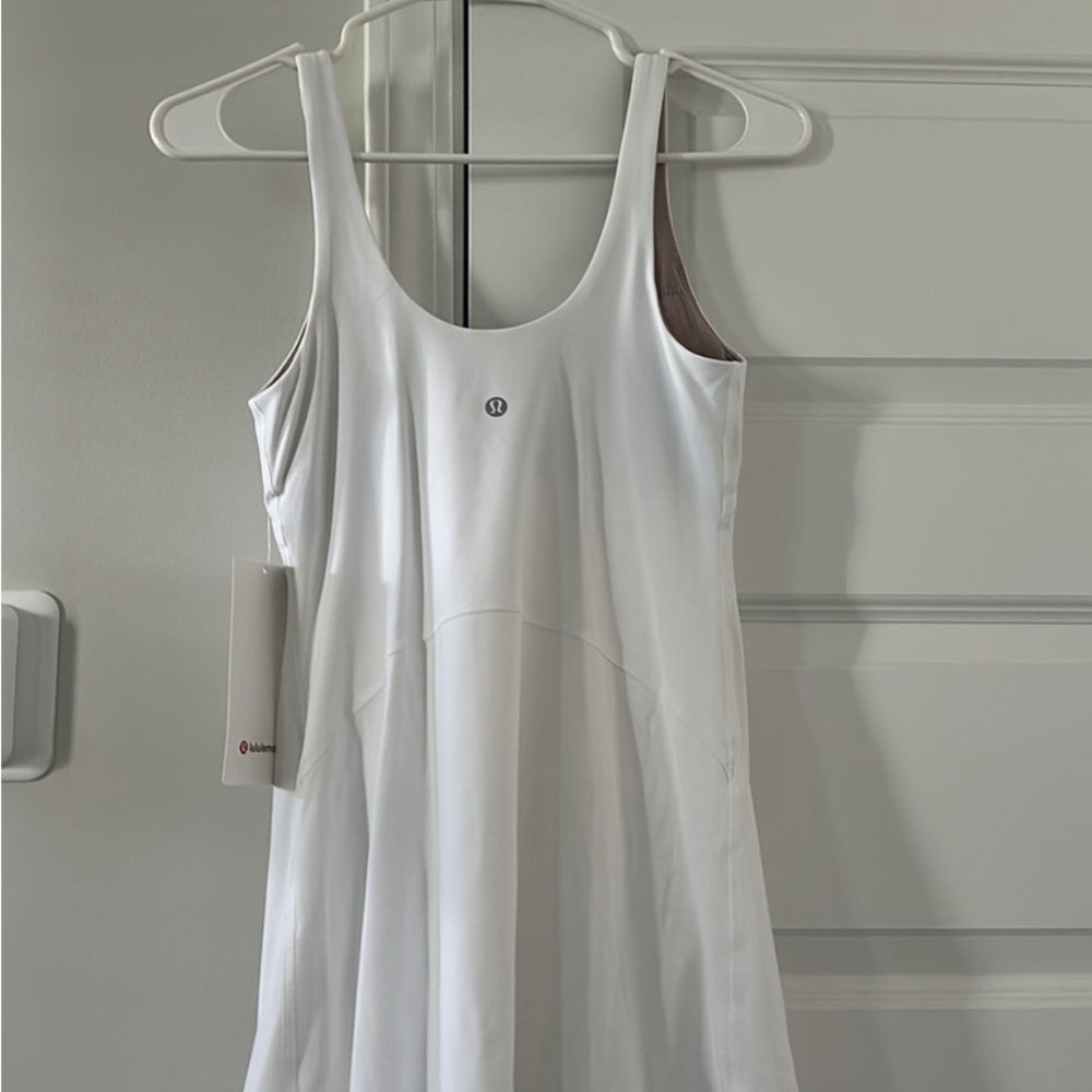 lululemon athletica White Align Dress size 6 With built in pockets & Shorts - Picture 3 of 10